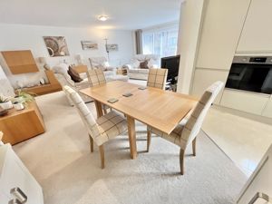 Photo 6- click for photo gallery